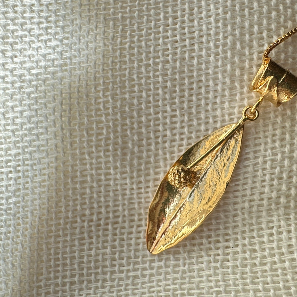 Two Olive Leaf Silver Necklace - Palestinian Jewelry – Hilweh Market
