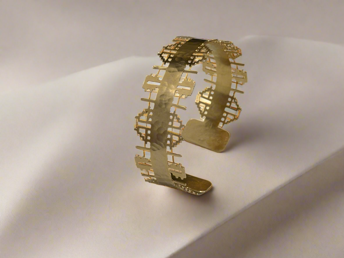 Hand-hammered Tatreez Bangle - Hilweh Market