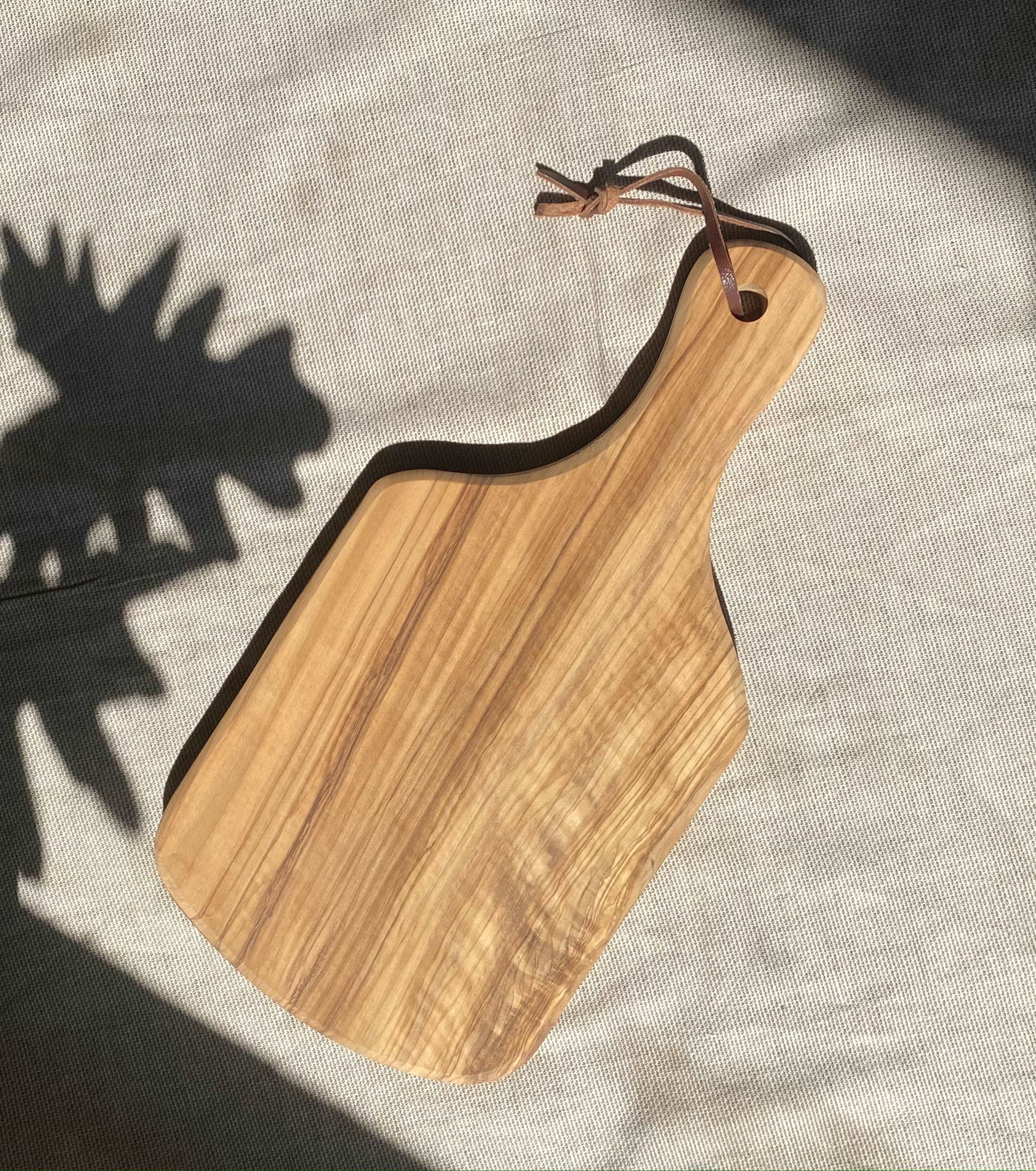 Olive Wood Chopping Board (large) - Hilweh Market
