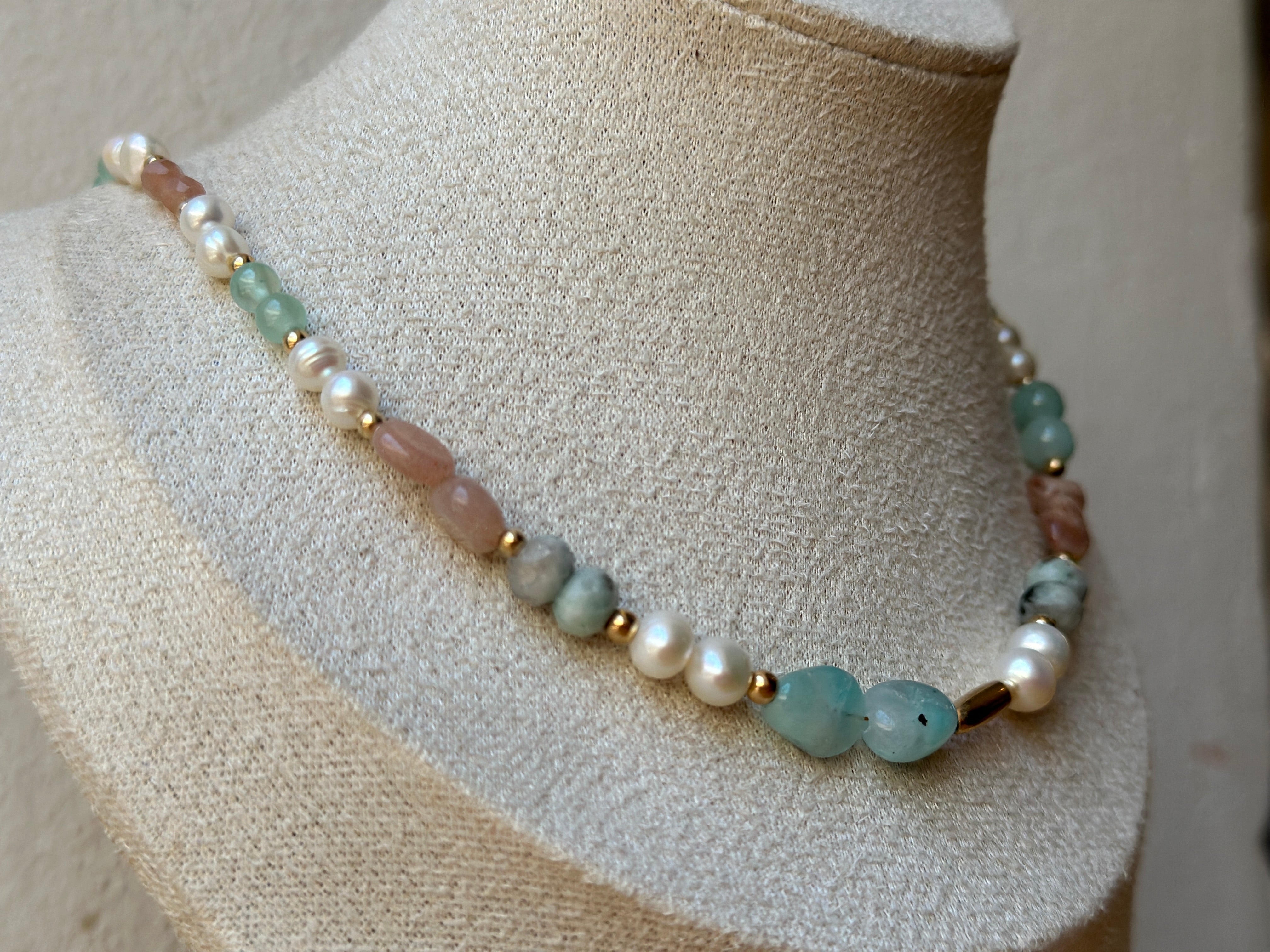Narjis pearl necklace - Hilweh Market