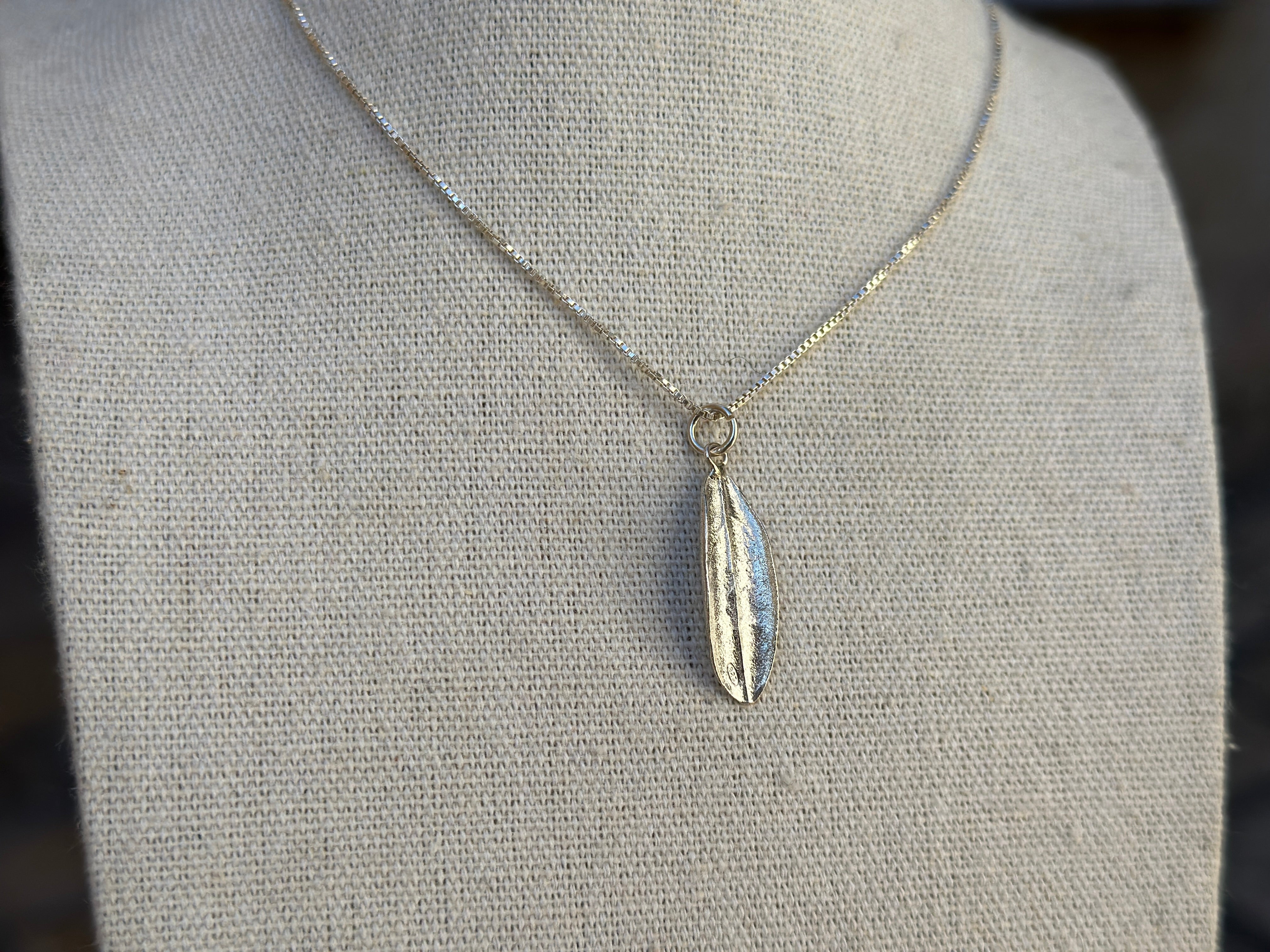 One Olive Leaf Silver Necklace - Hilweh Market