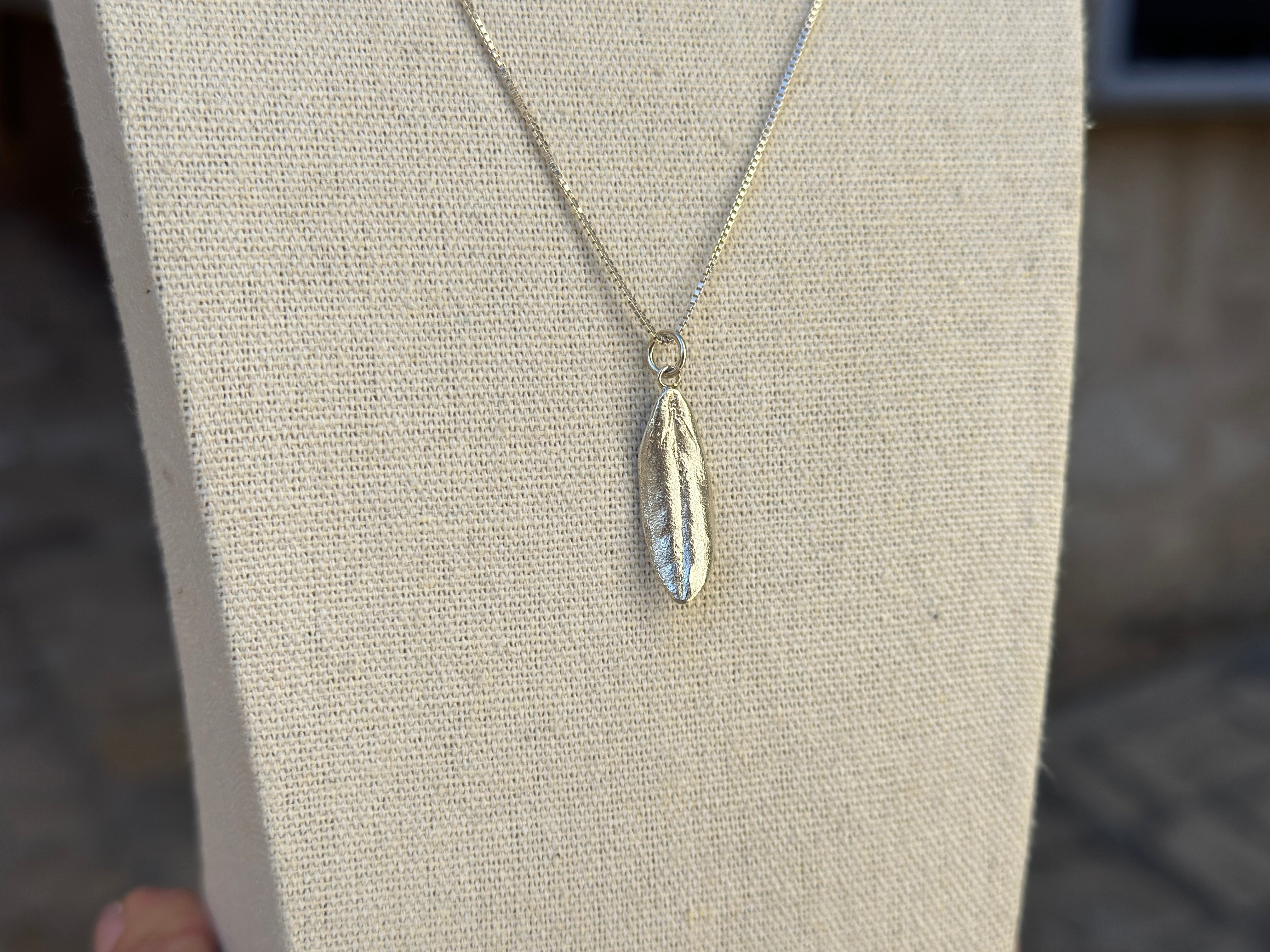 One Olive Leaf Silver Necklace - Hilweh Market