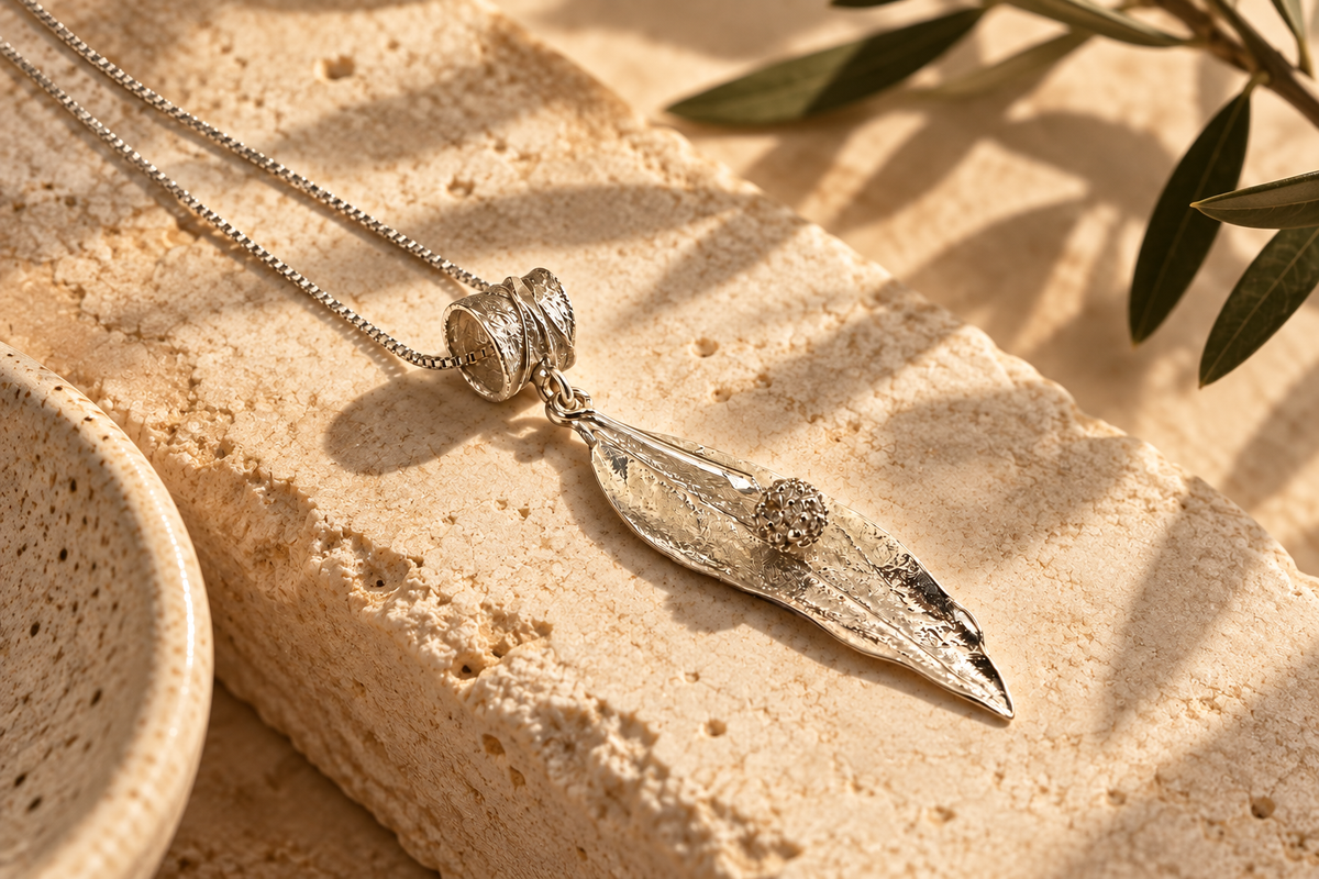 Intricate Olive Leaf Silver Necklace - Hilweh Market