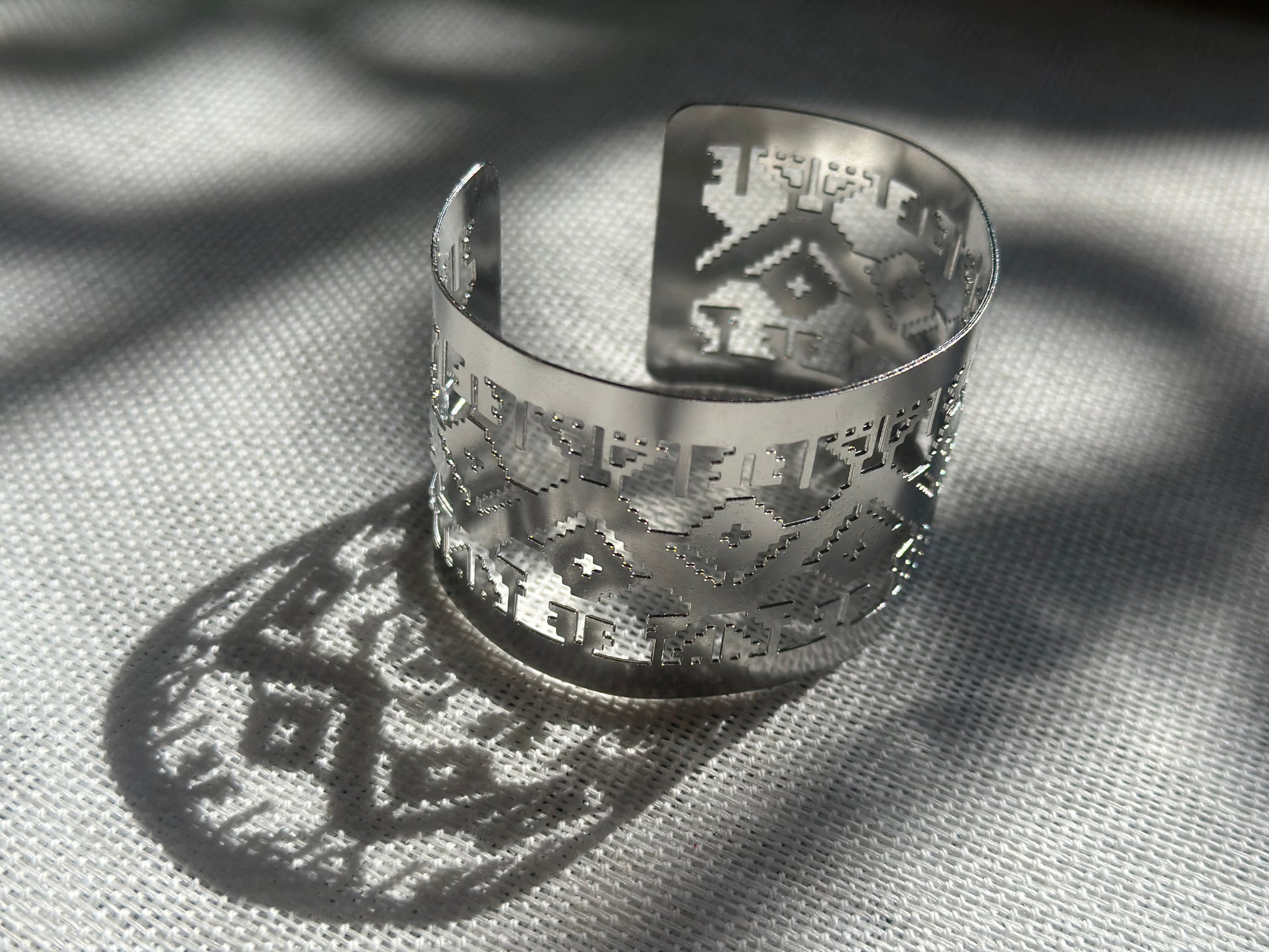 ‘Tatreez’ Cuff Bracelet - Gold/Silver - Hilweh Market