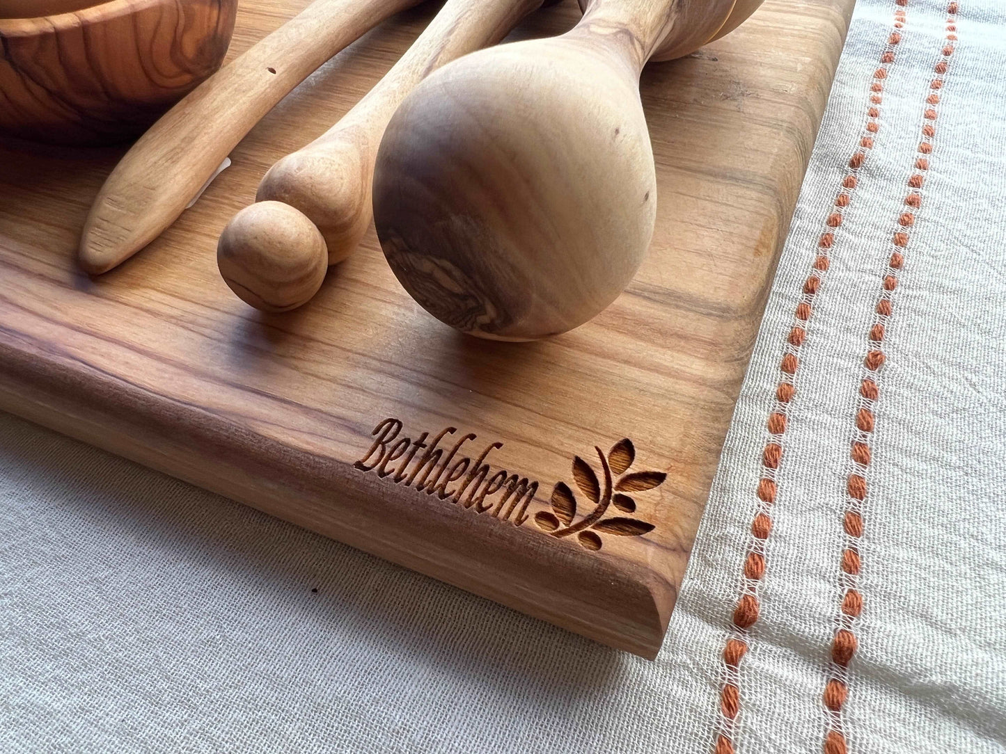 Olive-Wood-Kitchen-bundle-cheese-board-lemon-squeezer-spoons-plates-honey-dipper-bethlehem-palestine