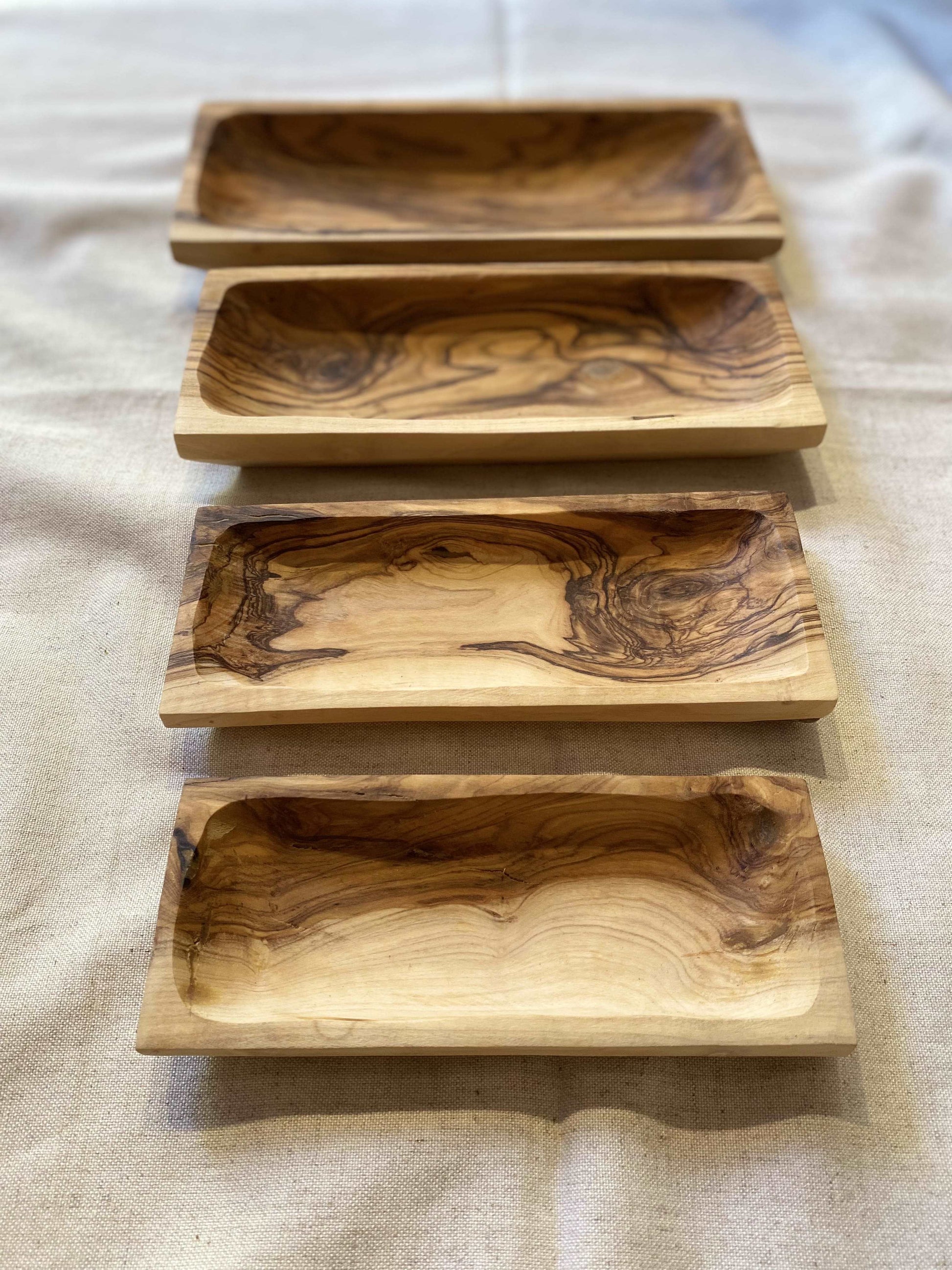 Stacked-set-olive-wood-plates-rectangle-bethlehem-beit-jala