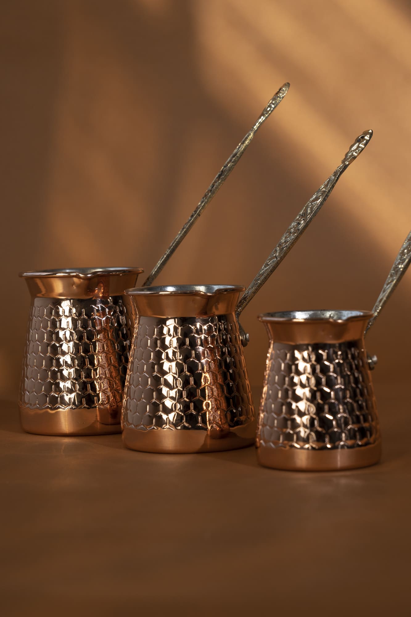 copper-turkish-arabic-pot-coffee