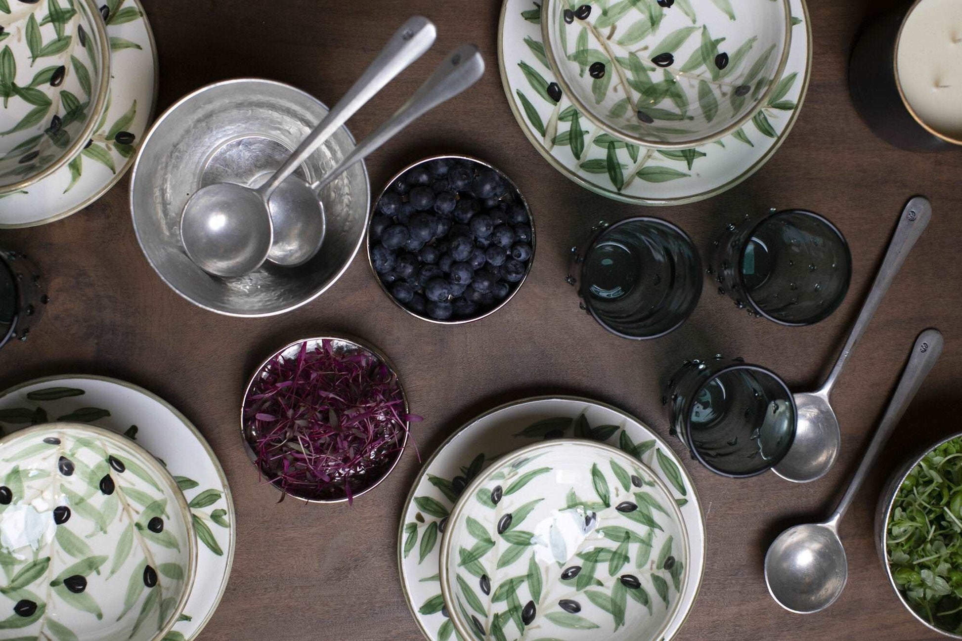 green-olive-bowls-mediterranean-leaves-nisf-jbeil