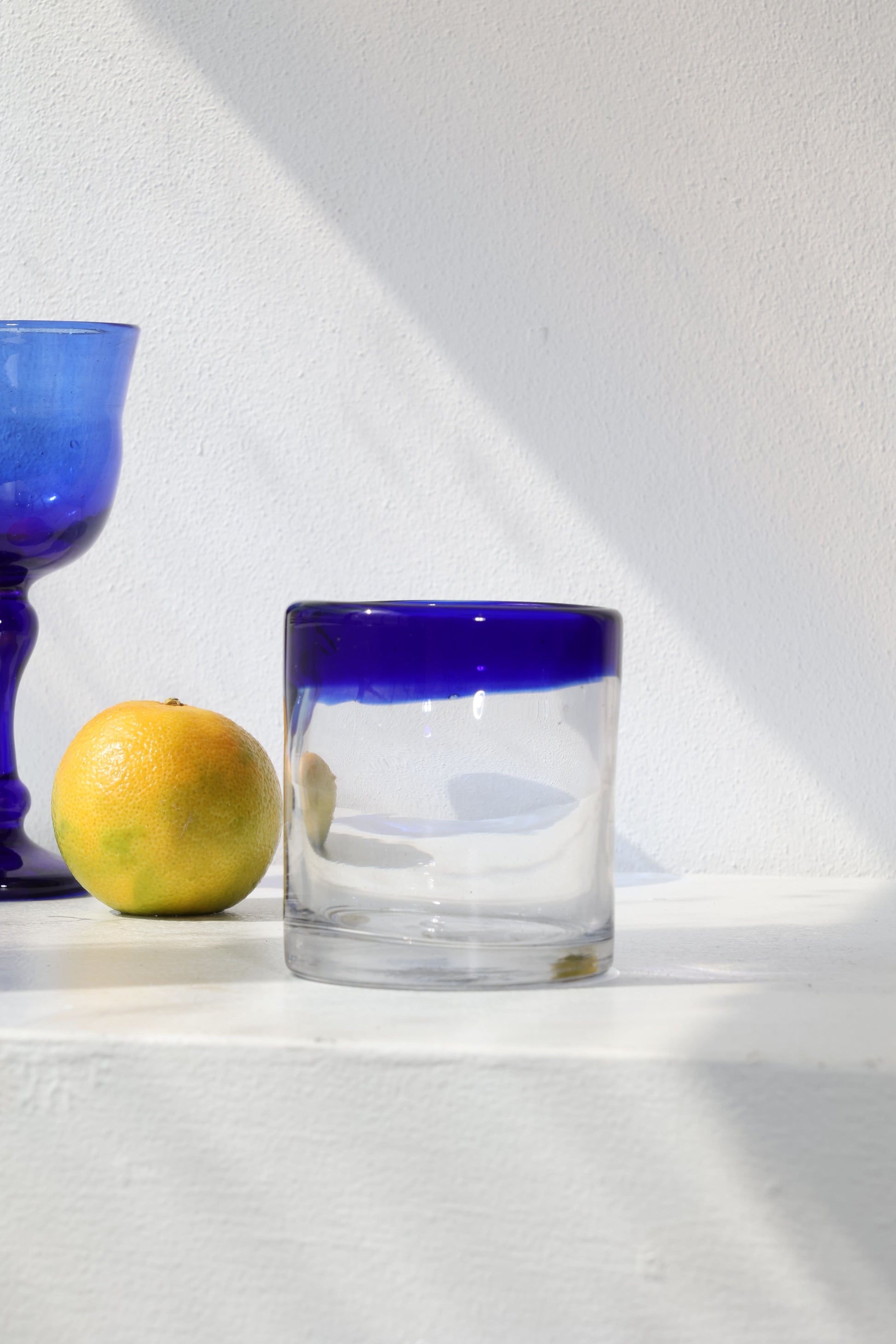 hebron-glass-palestine-blue-rim