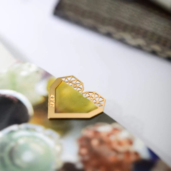 Gold-Plated-heart-Bookmark-mizyan