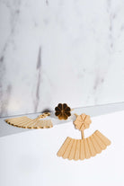 three-piece-jacket-earrings-mizyan-gold-flower